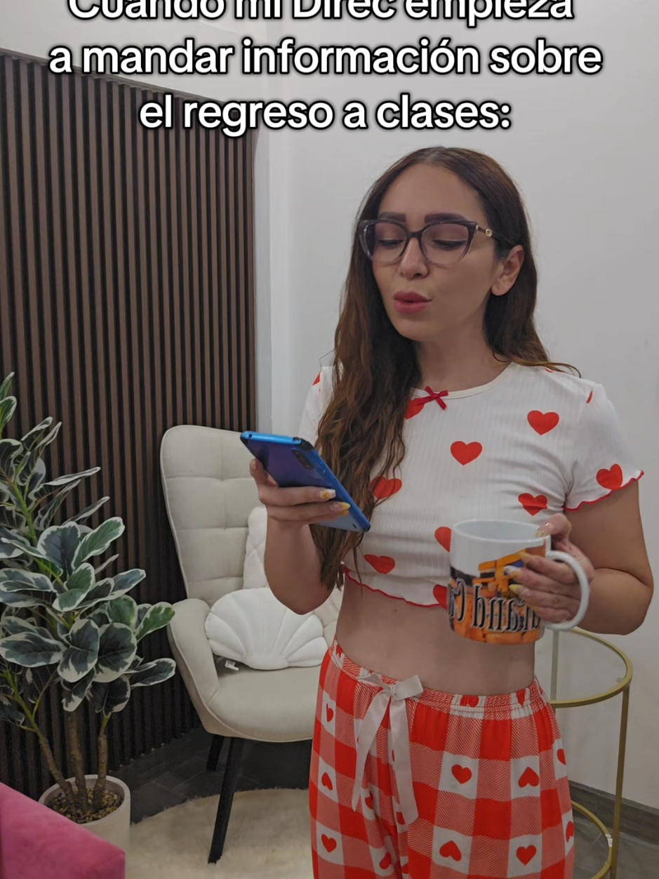 Déjeme disfrutar los pocos días que me quedan 🤭 #humordocente #MissAzalhia #fyp #tiktokponmeenparati #parati 