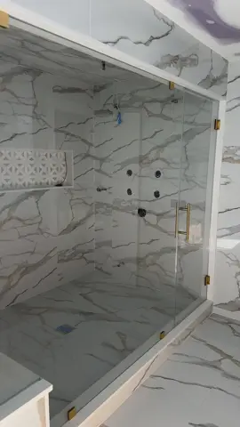 #estradaglass #stimeshower#mastershowerdesign 8’ feet w shower 