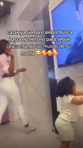 #yailinlamasviral @cattaleya 