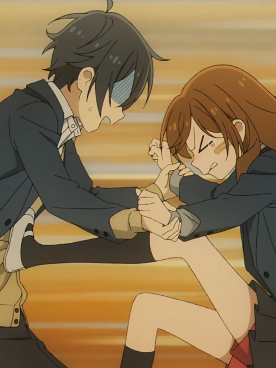 ميامورا طبق مقوله تراه شامخا وهو بدموعها يذوب 😭💞 #horimiya #anime #tik_tok #fyp #romantic 