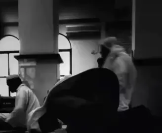 لا أجِّدُ وصفاً مُناسباً لتِلاوة المُهندس باسل مؤنس رحمةٌ الله عليه إلّا إنّها مِن النّعيم المُعجل في الدُّنيا كم السكينة والهدوء في تلاوته تفوقُ كُل وصف. غفر الله للمُهندس باسل مؤنِس وأسكنة فسيح جناته وتقبل مِنه عمله الصالح #اجر_لي_ولك #القران_الكريم #quran 