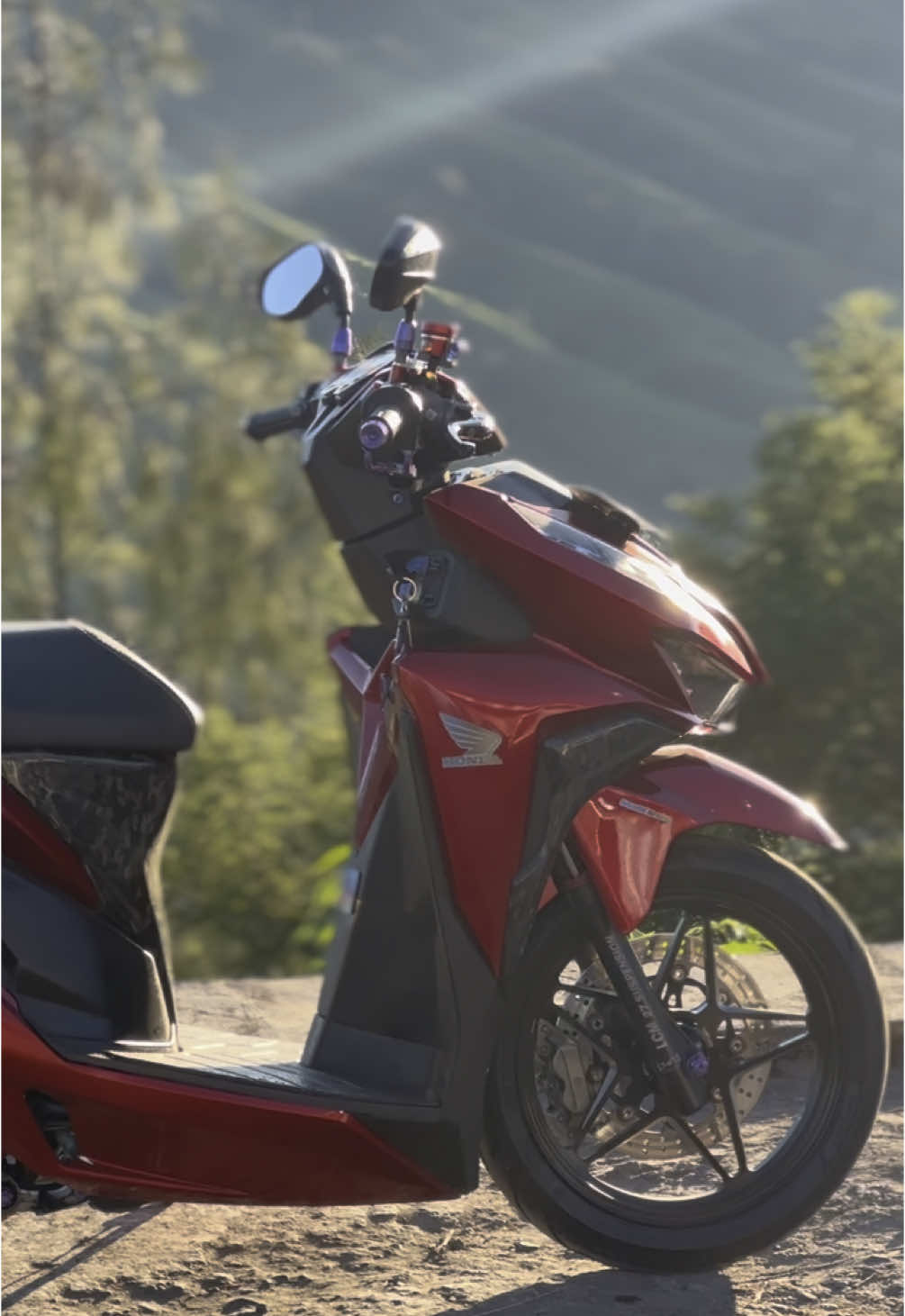 Si merah❤️ #fyp #vario125 #variomodifikasi #bromotenggersemeru 