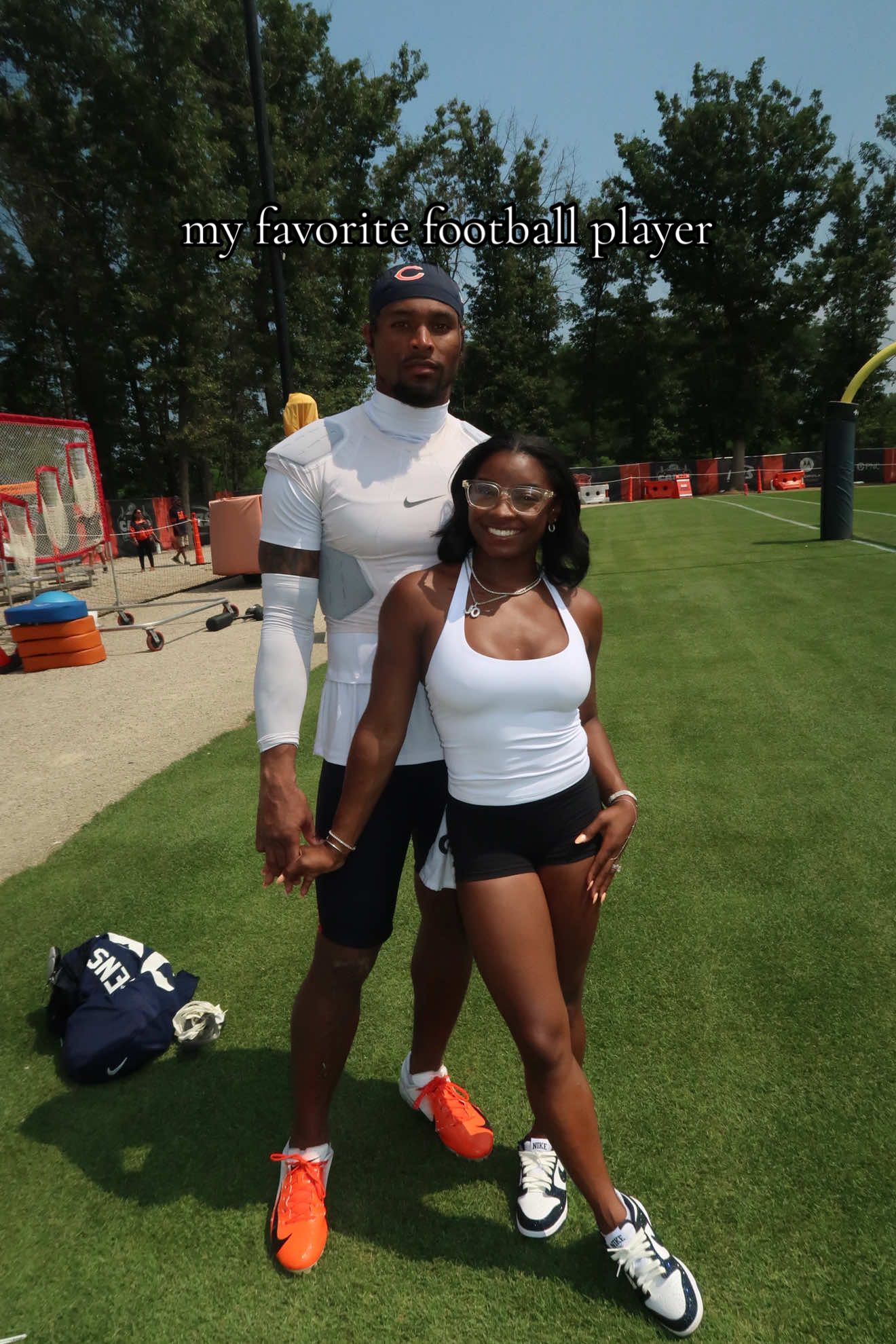 ilysm babe 🤍  see you next sunday? 👀@Jonathan Owens 