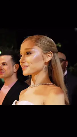 Ariana this night>>> #ariana #arianagrande #wicked #manifestation #Mexico 