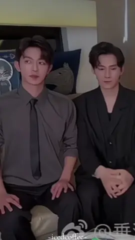 they are so attractive🤯🔥 #jiangheng #lipeien #desiretheseries #chinesedrama #bl 