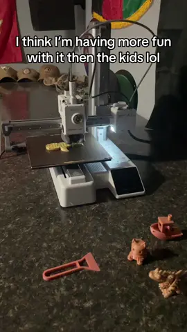 Was a gift for the kids but I’m starting to take over it lol #fyp #3dprinting #bambua1mini #3dprint #miltok 