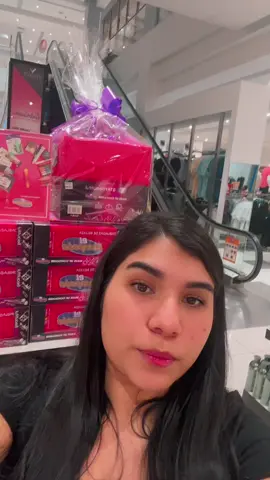 Casi lo compro para Anabella? Quien más lo quiere? Esta tan cute @El Campeón @staybeautifulpanama #panama #Makeup #Maquillaje #pink 