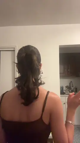 Put me in the middle. 