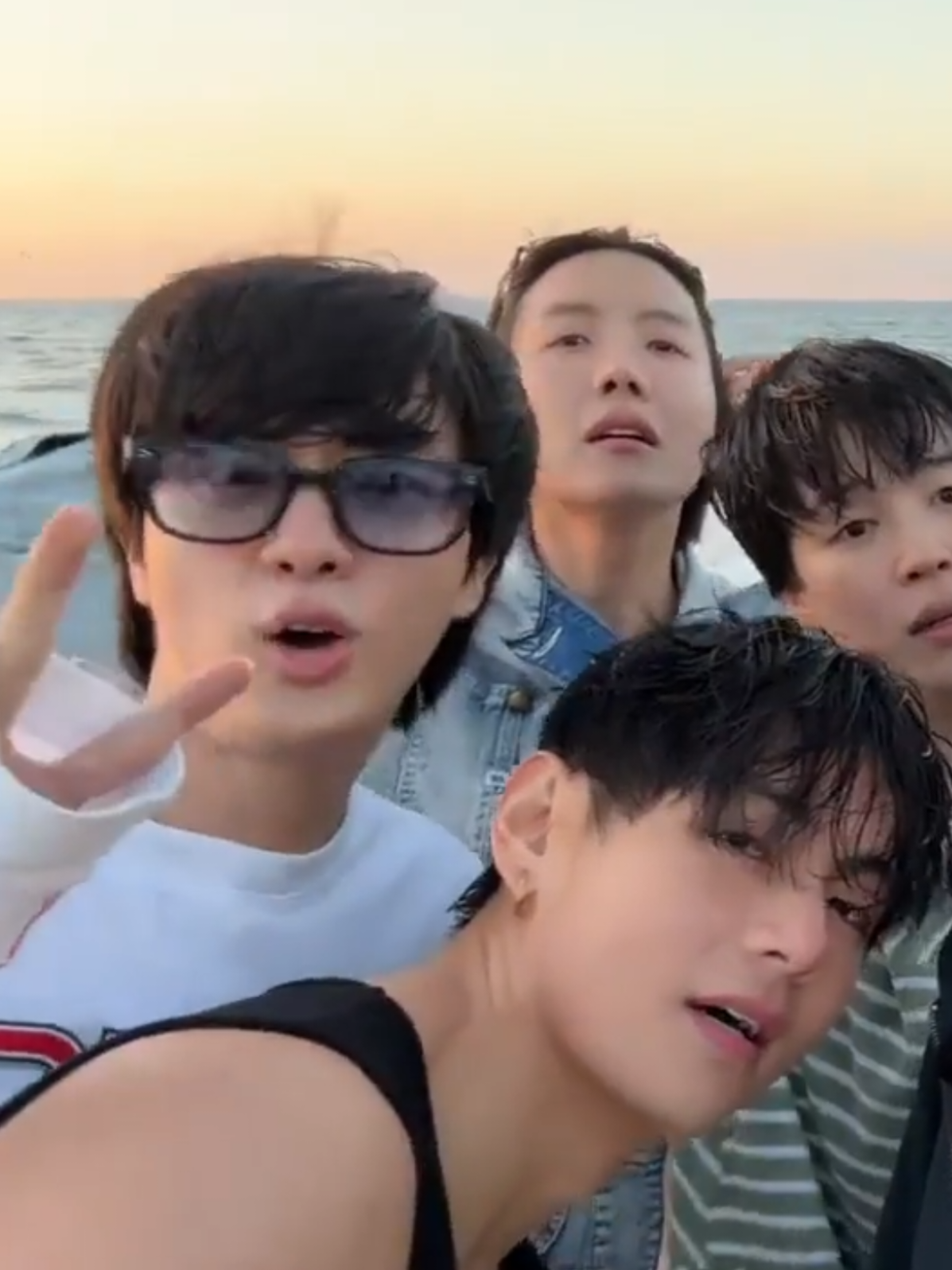 BTS together on the beach.  It's a pleasure to see them laughing.  Jin in the hug again.Tae is happy to see him.  Beautiful good morning from Europe Army #BTS#jungkook #jimin#Taehyung #armybts 