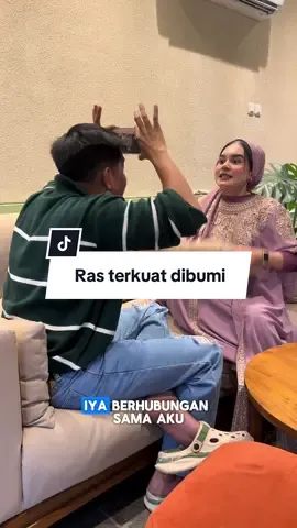Emangnya rata2 ibu2 begitu kah? Nanya dengan nada super lembut 🤣  , btw kaftan yang dipakai cantik bgt warna lilac lavender Kaftan Irish 🫶#kaftan #kaftanviral #kaftanlebaran #kaftanmurah #kaftanstyle 