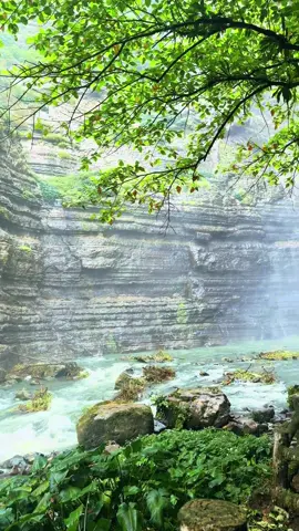 When nature’s reminding you to slow down ⏳ #fyp #fypシ #nature #falls #travel 