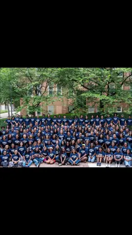 Class of 2028! My third HUSL class 💙 Congratulations on completing your first week of classes!  #husl #howarduniversityschooloflaw #hbcu  #orientation #lawstudents  @Howard Law School           