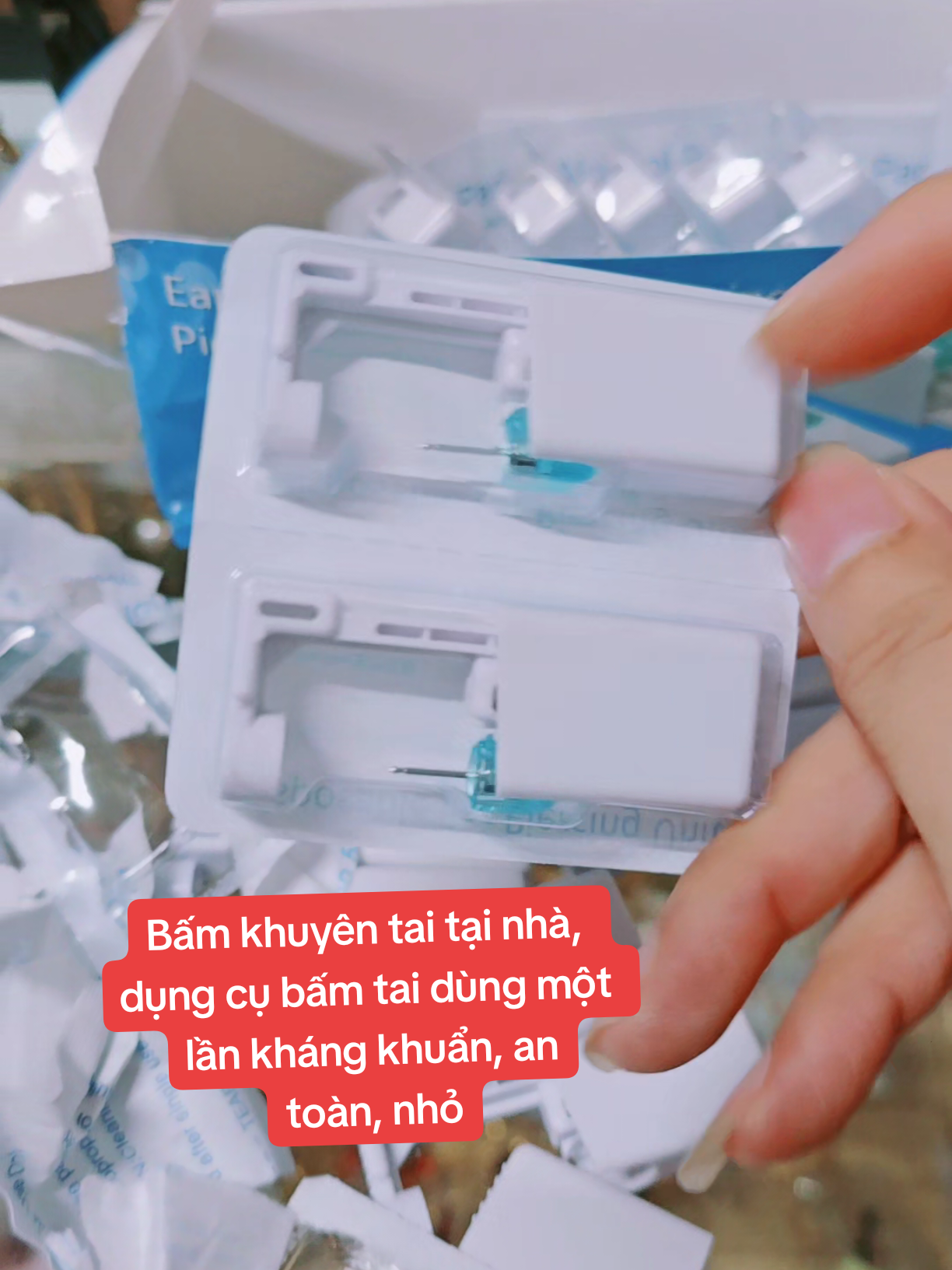 Bấm khuyên tai tại nhà, dụng cụ bấm tai dùng một lần kháng khuẩn, an toàn, nhỏ gọn (1 bên tai)#bamlotai #bamlotaikhangkhuan #bamlotaichobe #dungcubamlotaiyte #lenxuhuong 