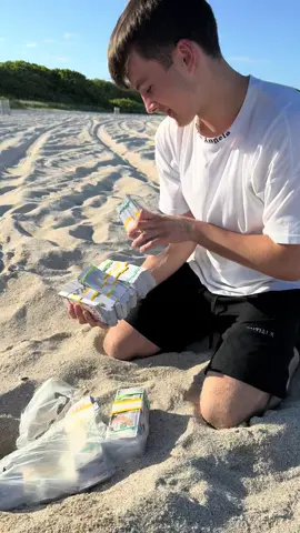 Something priceless under the sand… 🌴🤫 #H#HiddenTreasureL#LifeGoalsR#RichVibesL#LuxuryLifestyleViralVideo