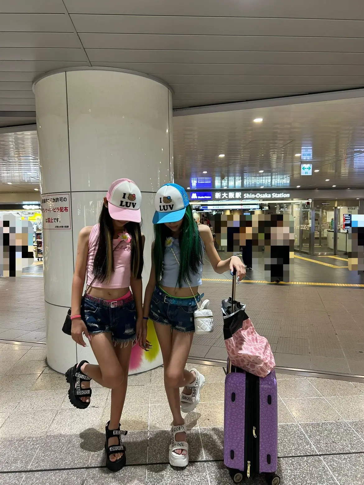レッスンゆちたついでに大阪観光ちたお♡どこ歩きょーても映えスポットありしゅぎじゃろ笑 #岡山ギャル #大阪 #年子姉妹 