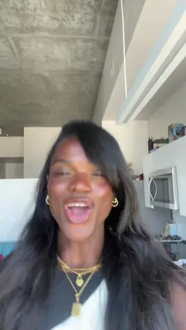 @arianagrande pony activated!!!  #losangeles #arianagrande 