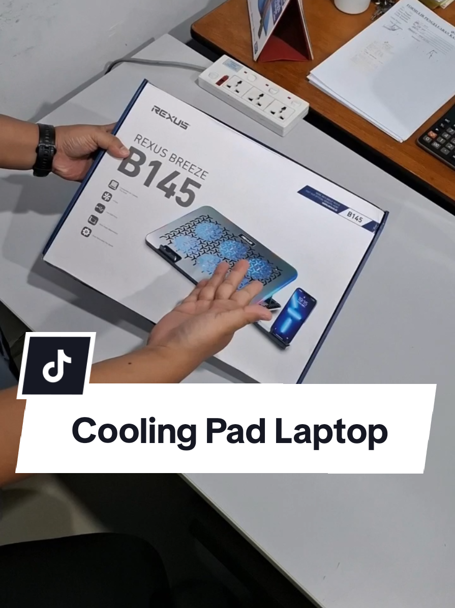 Rekomendasi buat kalian nih cuy fancooler / cooling pad buat laptop. Fancooler dari Rexus Breeze B145. Link Produk ada di keranjang pojok kiri bawah ya cuy. #fancooler  #coolingpad  #rexus  #fyp  #xybca 