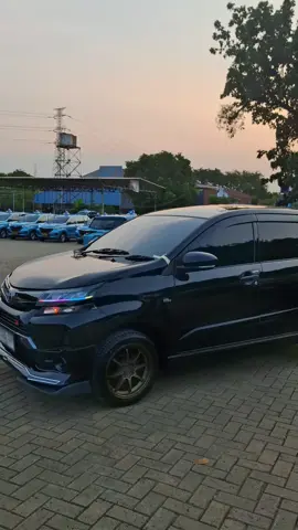 di tunggu orderannya ☎️0856-9258-5553 . #jualmobilbekas #mobilbekas #fyp #toyotaindonesia #avanzatransmover 