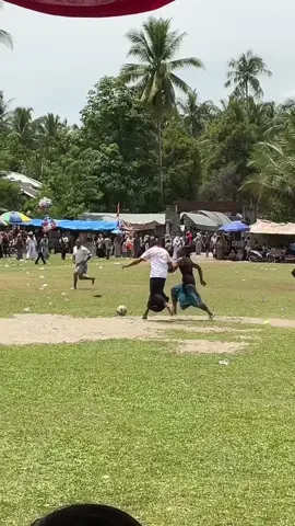Sipak Bola Geuchik Kec. Arongan Lambalek. #Meme #MemeCut #17an