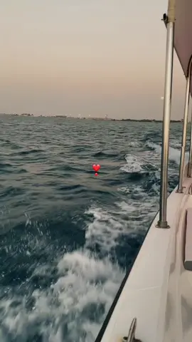 #بحر#موج#قارب #مشاهير_تيك_توك #مالي_خلق_احط_هاشتاقات🧢 