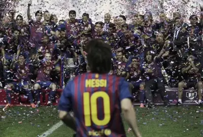 هو فيه مثلك ؟ #برشلونه #barcelona #yummy #capcut 