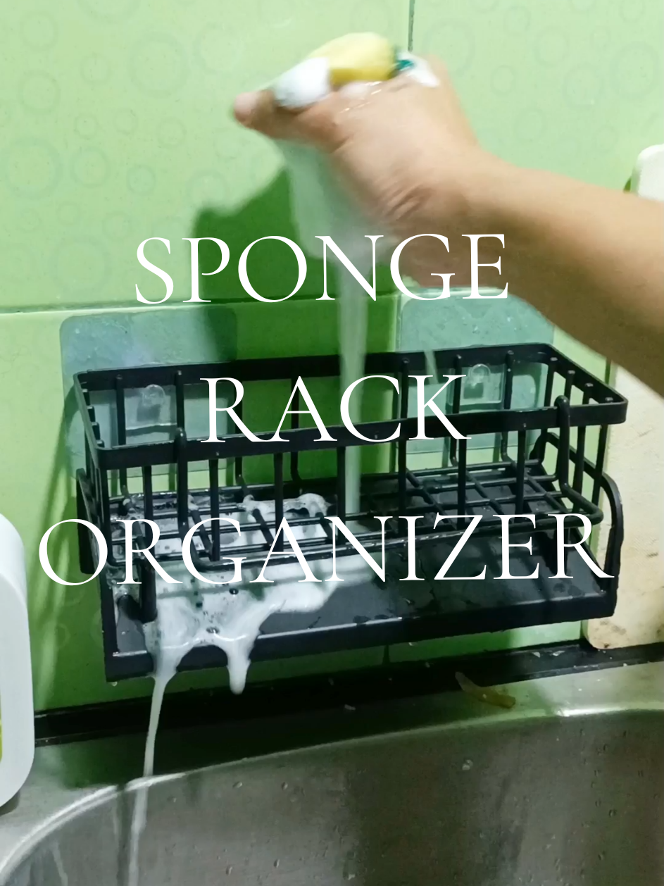 SPONGE RACK ORGANIZER Mas hygienic at organize na. 🧽 “Nakakapagod na ba ang kalat sa lababo? I-level up na yan! 💦 With our sponge rack organizer, goodbye kalat, hello linis and ayos!” ✨💖 #LinisIsLife #spongerackorganizer  #KitchenOrganizer #kitchenessentials   #spongedrainer 