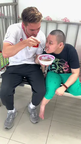 Today in Vietnam, we visited a shelter for children who have been abandoned, left without family, and many of them struggling with illness. They don’t always have food, care, or love — so we brought what we could: a warm bowl of Vietnamese phở, sweets to make them smile, and most importantly, our time and hearts. 🍜💛 Food is not just about eating — it’s about sharing love, culture, and hope. Moments like these remind us why giving back matters. #food #vietnam #pho #charity 