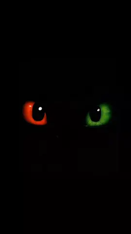 Green & red eyes live wallpaper #livewallpaper #wallpaper #4kwallpaper #hdwallpaper #8kwallpaper 