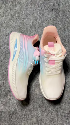 #pvnshoes #sepatuwanita #sepatuolahraga 