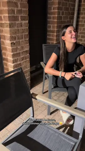 Hauptsache dieser eine Schlüsselanhänger muss es sein 🤣 #familytime #mercedes #bereal #newcar 