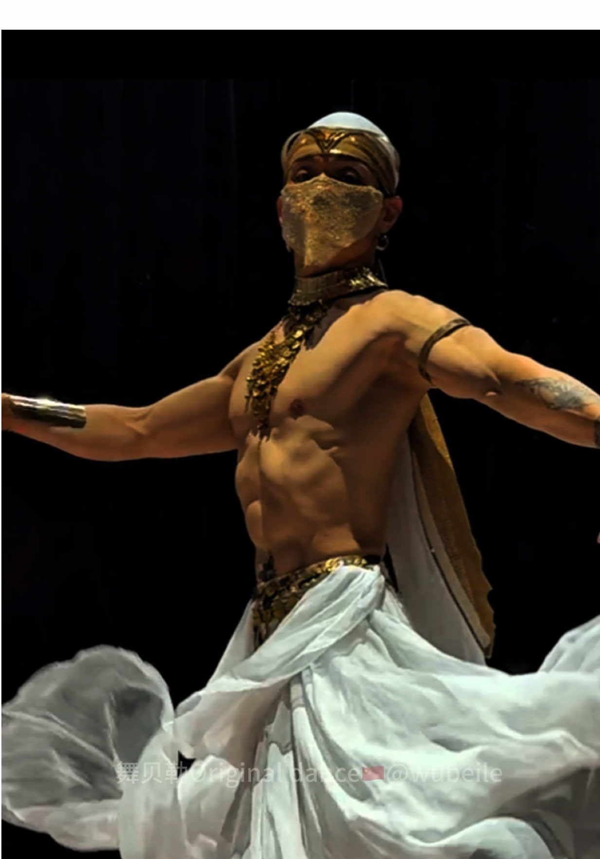 Love dancing, love life.#bellydance #dance #肚皮舞 #东方舞 #muscle #腹肌 #肌肉 