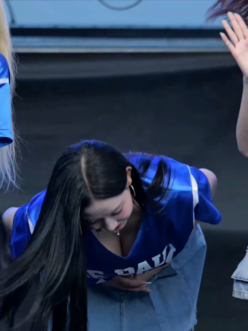 Kim Chaeyeon #tripleS #트리플에스 #kimchaeyeon #chaeyeontriples #triplesarmpit 