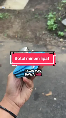 Botol minum yang bisa dilipat seperti ini tu enak ya ga memakan space banyak🤩 #vavarioan #variocream #varioproper #variomodifikasi #varionistyindonesia 