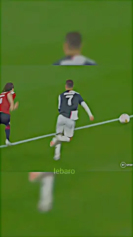 ronaldo skills🔥#somalitiktok #footballtiktok #footballedit #footballskills #slowmotion #ronaldo 
