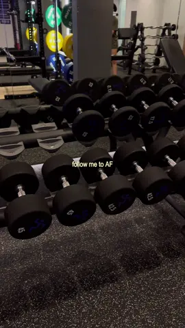 80% convinced to renew my membership 🛁 any girls wna gym at AF!!!!? 💛 #tiktoksg #gym #GymTok #fyp #fypsg 