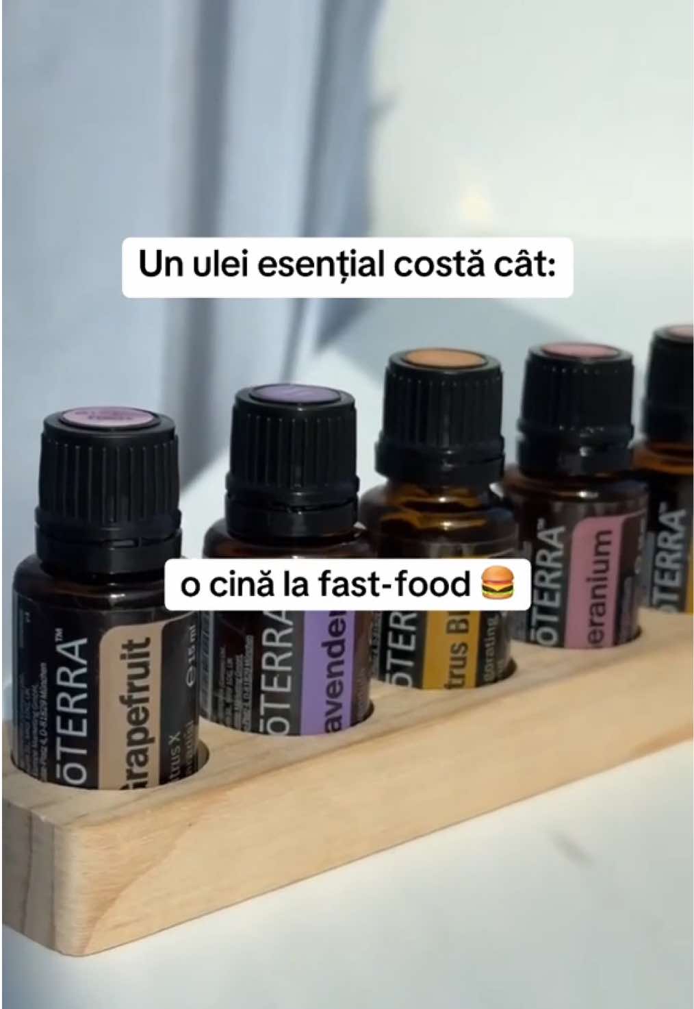 În viață, cheltuim pe multe lucruri care aduc plăcere pe moment – o cafea de specialitate ☕, o cină la fast-food 🍔 sau un desert delicios 🍰. Dar sănătatea, somnul și starea ta de bine sunt neprețuite. Investiția în uleiuri esențiale nu este un moft – este un gest de grijă pentru tine. Difuzează un ulei pentru relaxare, ia o capsulă pentru somn odihnitor și vei simți diferența în fiecare zi. ✨ Prioritizează-te. Investește în tine. #essentialoils #doterraessentialoils #peace #doterra #lavender 