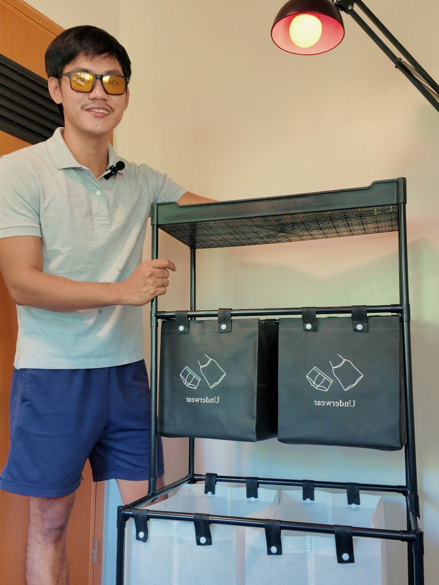 Lightweight pero sturdy naman basta wag lang sobrang bigat ilalagay niyo na gamit. Pramis, sobrang sulit neto, ang organize na tignan ng mga labahan ko hahaha. #adulting #laundrybasket #laundryorganizer #laundry #laundryhack