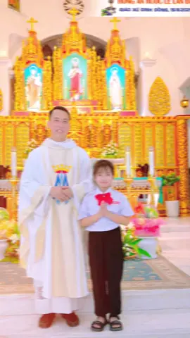 Mừng ngày con gái xưng tội rước lễ lần đầu . Đạo công giáo #conggiao #thienchua #thienchualatinhyeu❤️❤️ #CapCut 