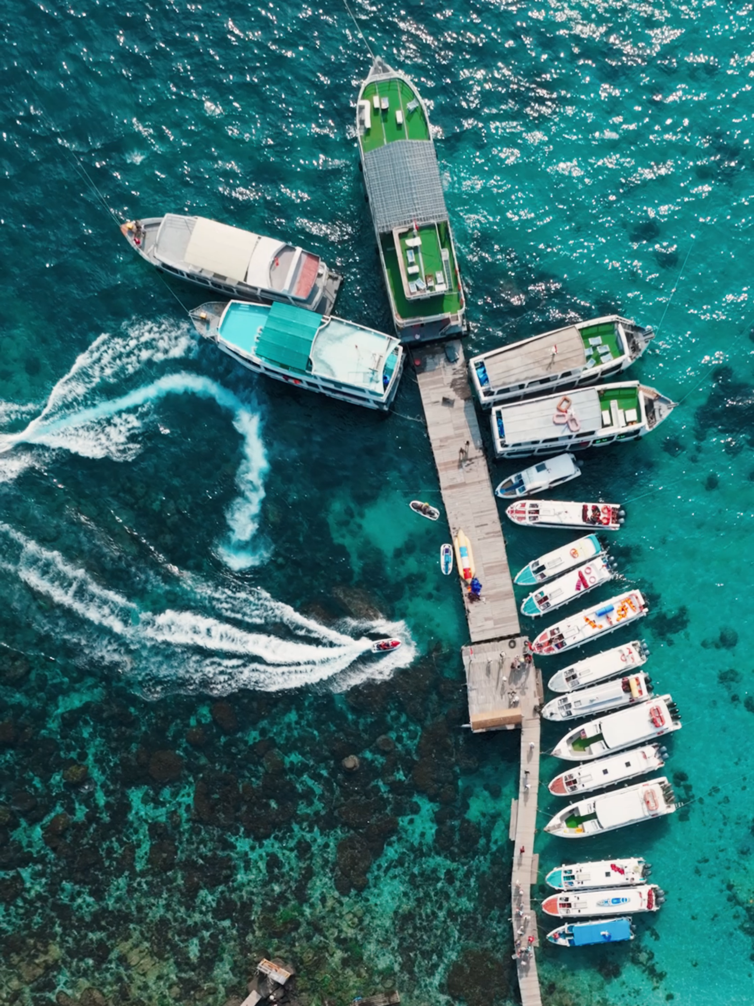 Phu Quoc - May Rut Trong island #beachvibes #phuquoc #phuquocisland🌴 #vietnam #vietnamtoiyeu🇻🇳 #fyp #droneshot #travelvietnam