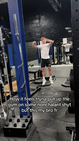 Being around him decreases my aura 💔 #gym #gymbro #relatable #gymhumour #nonchalant 