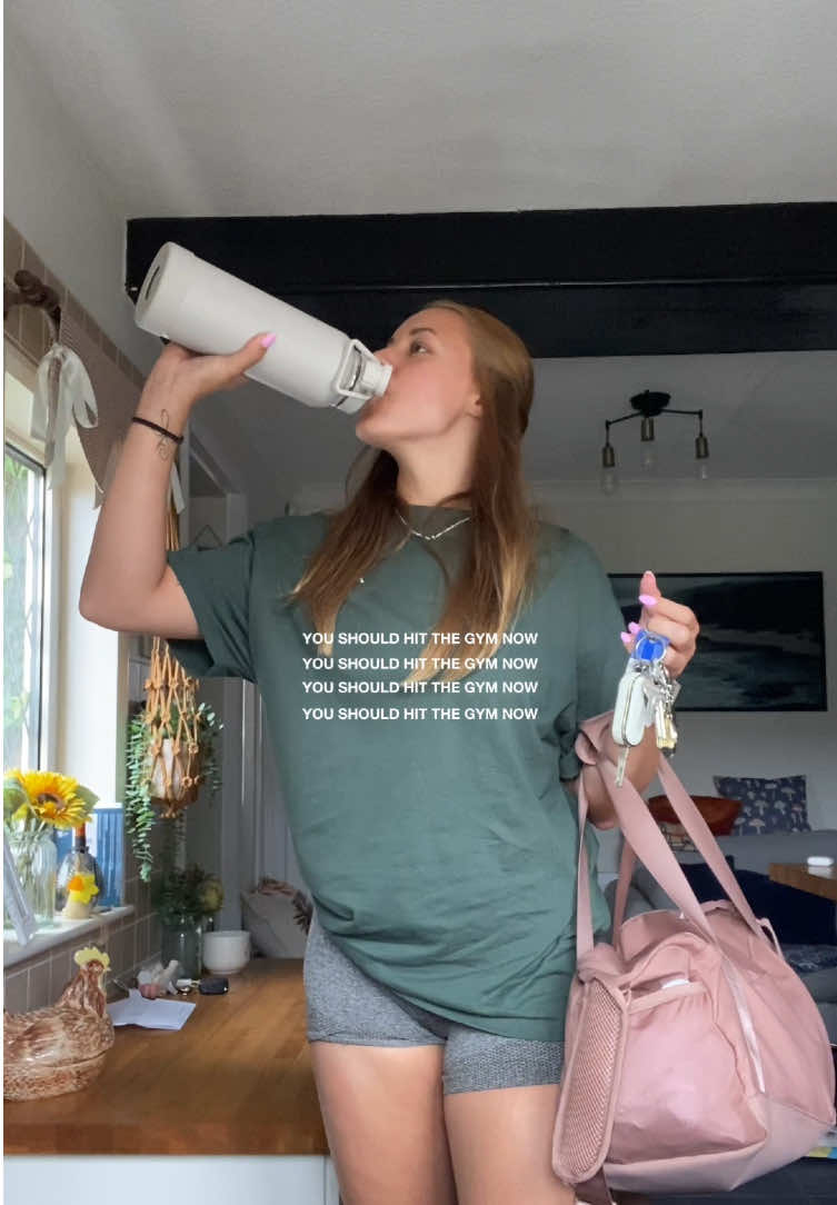 Sunday gym sesh let’s GET it as THE whit says🌸🤪💓☀️#GymTok #sundaysesh #fullbodyworkout #gym #gymmotivation 