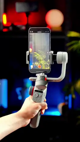 Smart Auto-Follow Gimbal features an AI-powered facial recognition camera for tracking shots. It offers portrait/landscape mode switching, gesture control, and 360-degree rotation filming, ideal for individual content creators shooting videos and live streams #SmartAuto-FollowGimbal#gadgets #coolstuff#tiktokmademebuyit#foryou
