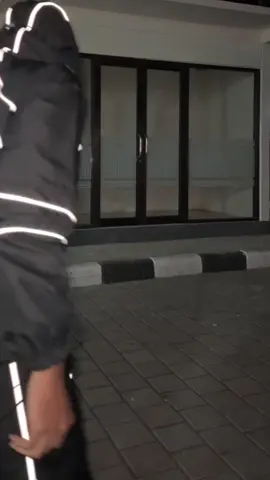 Jaket kalcer gini?? Cek keranjang di atas!🥊