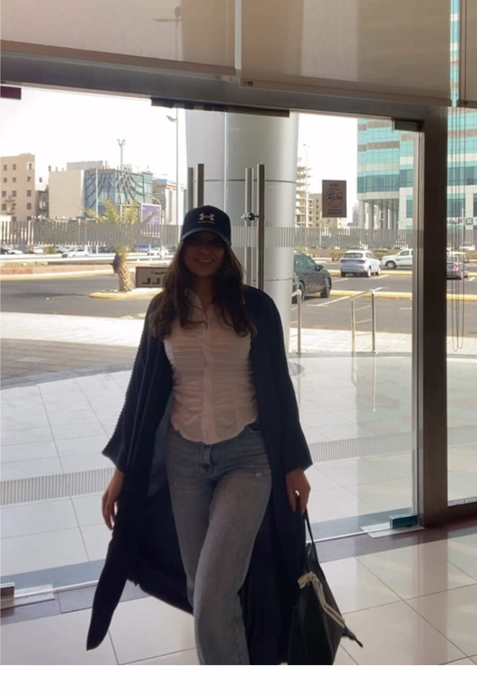 Ur Saudi girl 🤭💅🏻                 #fypシ゚ #saudiarabia🇸🇦 #السعودية #tunisia🇹🇳 