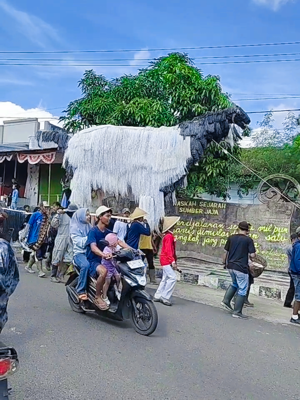 pawai budaya HUT RI ke 80 Kecamatan Sumberjaya #karnaval  #hutri80  #indonesia  #lampung  #lampungbarat 