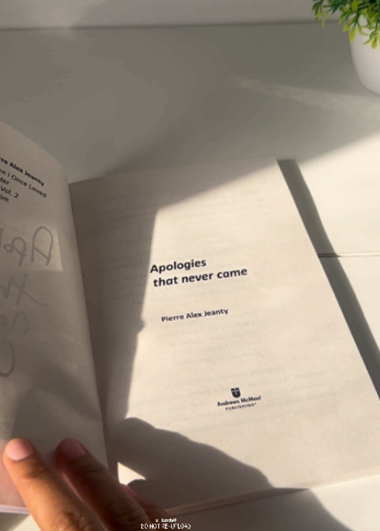 Heal yourself, read this. 🤍🙂 #BookTok #books #BookRecommendations #apologies 