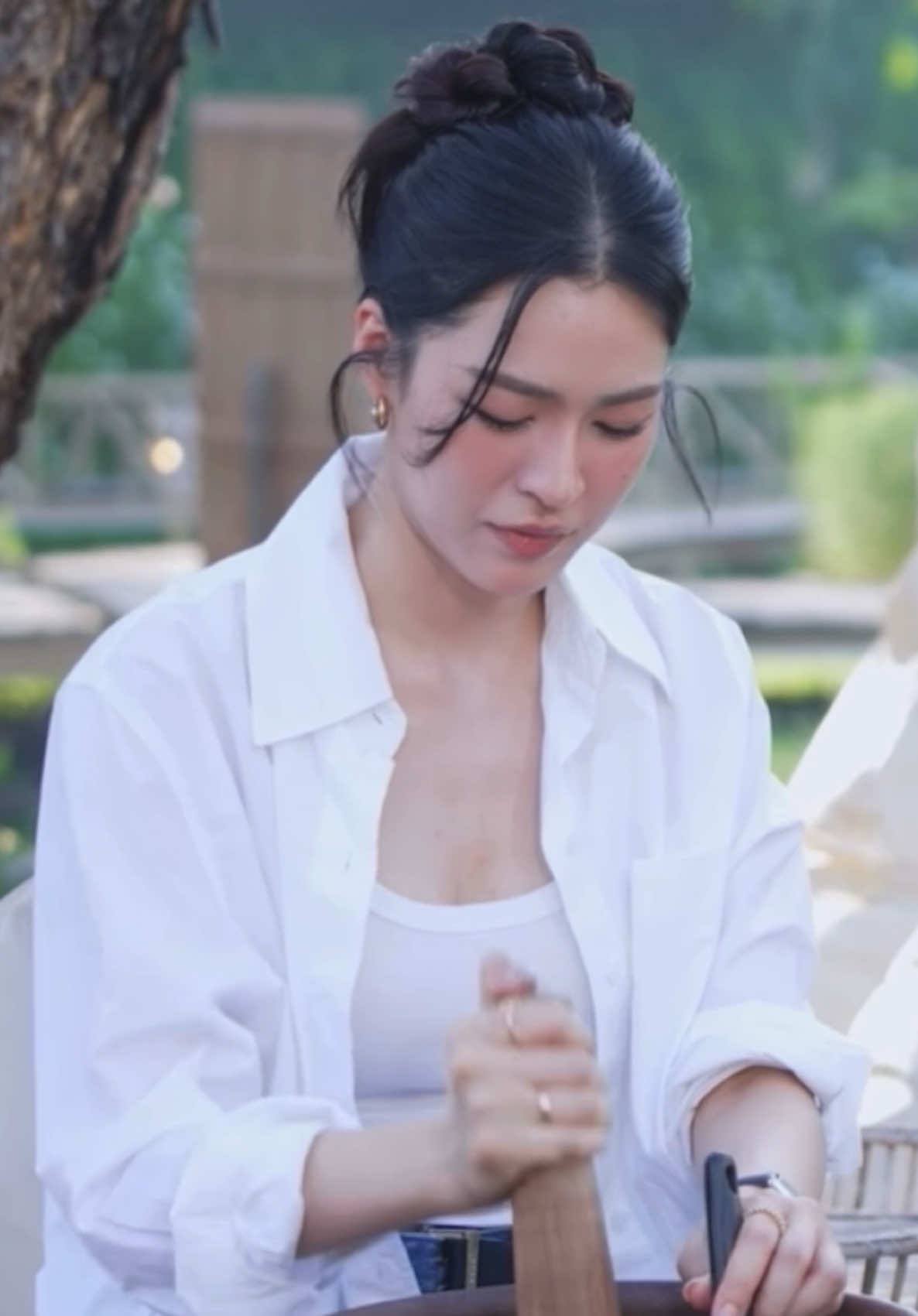สกิลตำส้มตำท่าไม่ธรรมดา คล่องมือสุดๆฮะ #LingOrm #หลิงออม #LingLingKwong #หลิงหลิงคอง #เมาท์อยู่กับปากอยากอยู่กับคิ้ม 