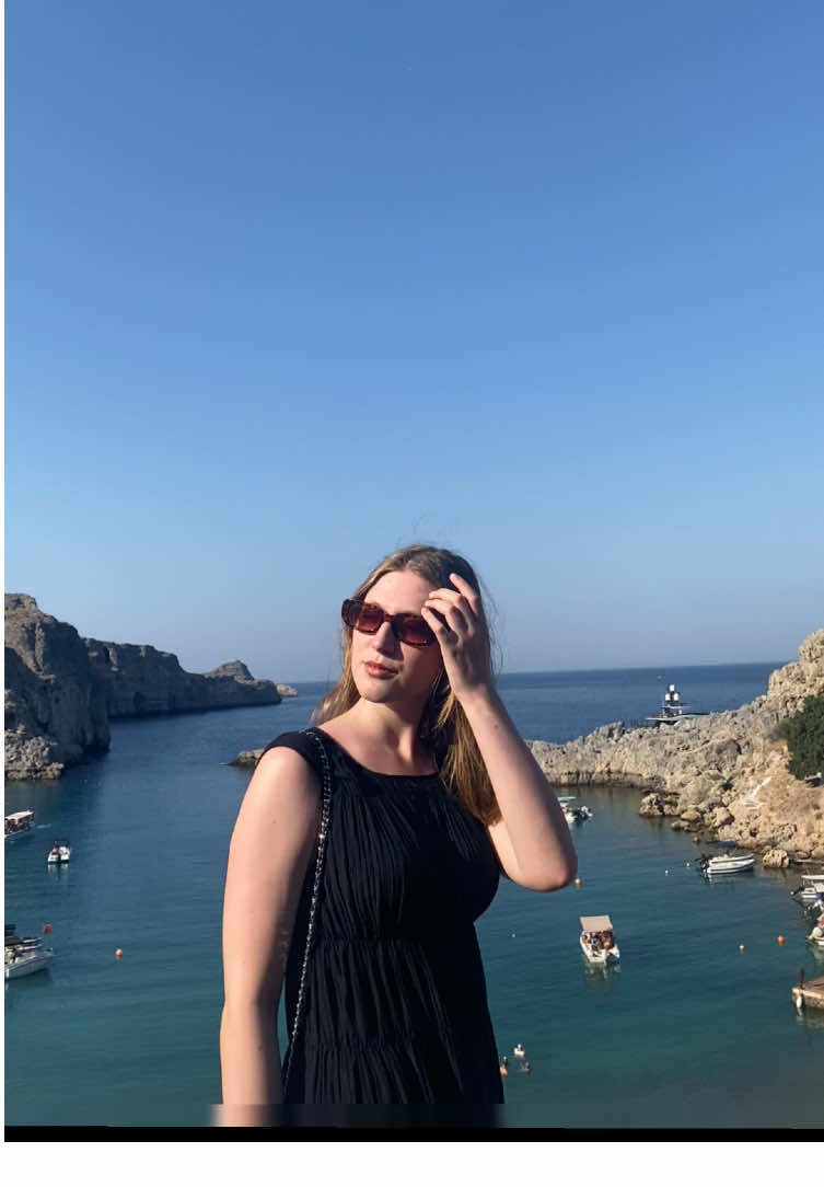 A must visit spot when visiting Rhodes! This restaurant was so beautiful and so yummy. Would recommend. It’s called Tambakio  #mustvisit #greece #rhodes #beautifulrestaurant #vacation 