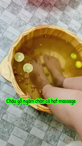 Chậu gỗ ngâm chân có hạt massage an toàn #chaungamchan #ngamchan #chaugongamchan #reviewbyni 