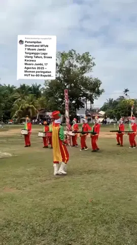 Membalas @nurudin729 ini saat kejadian  #promomakanmerdeka #fyppppppppppppppppppppppp #drumbandindonesia #fyp #upacarabendera 